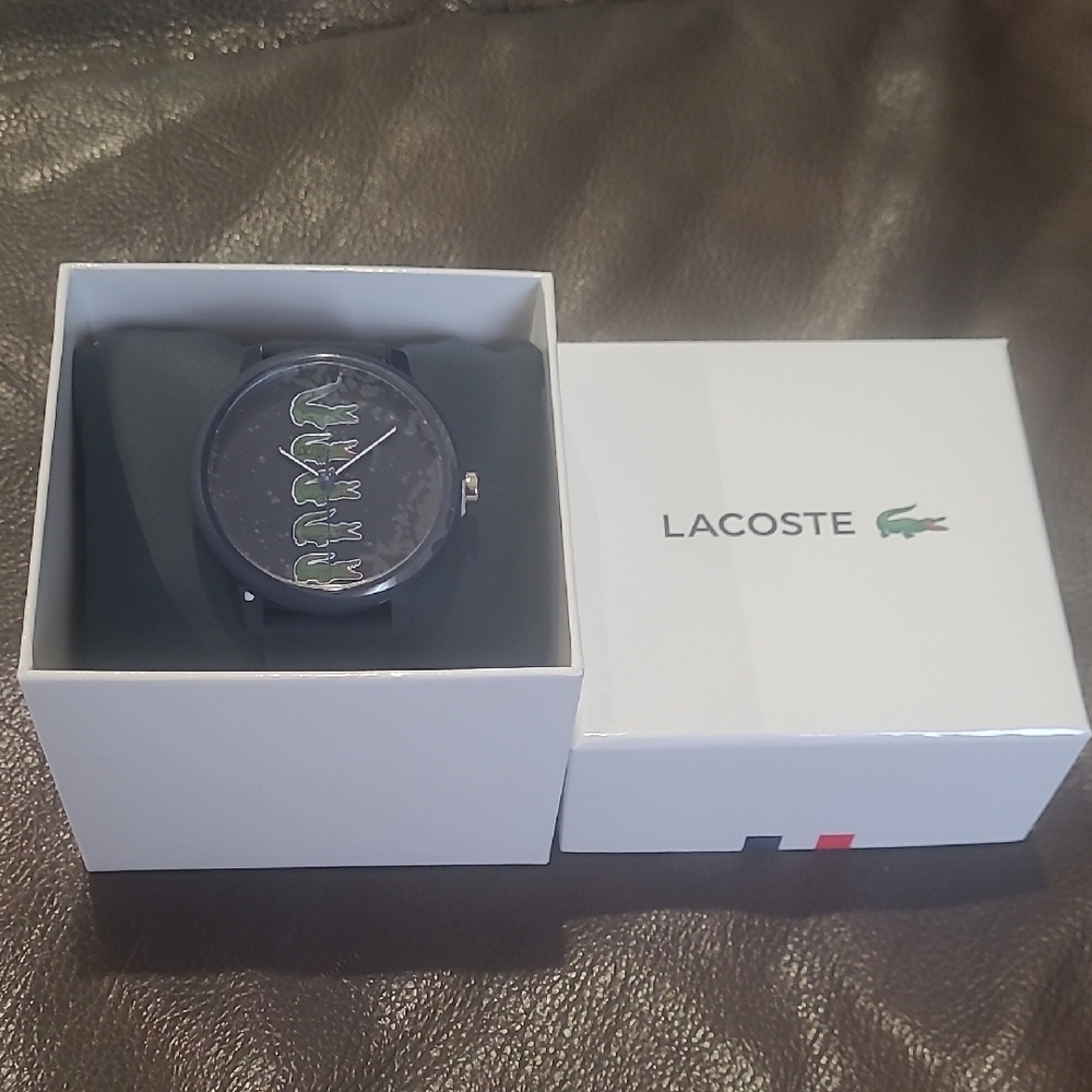 Lacoste Blue Watch with Distinctive Design - Picture 2 of 7